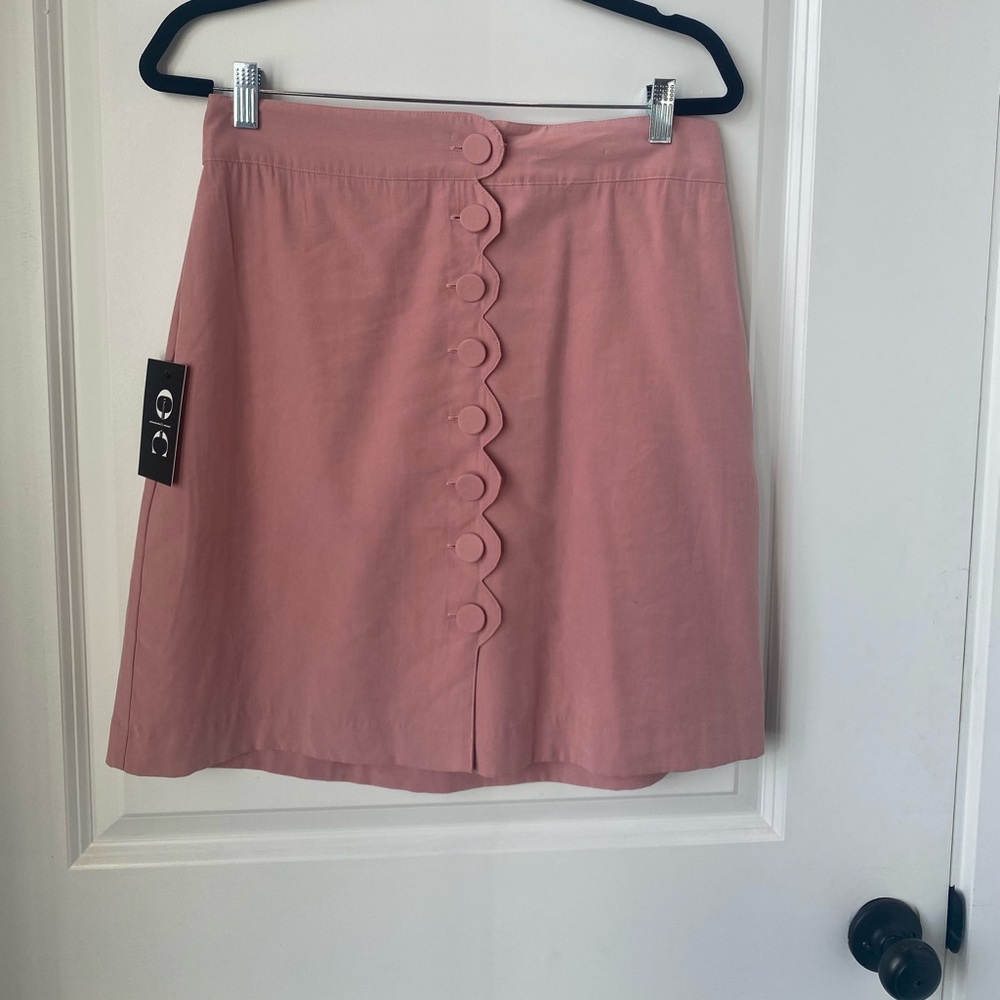 Blush pink scallop buttoned down front mid-skirt